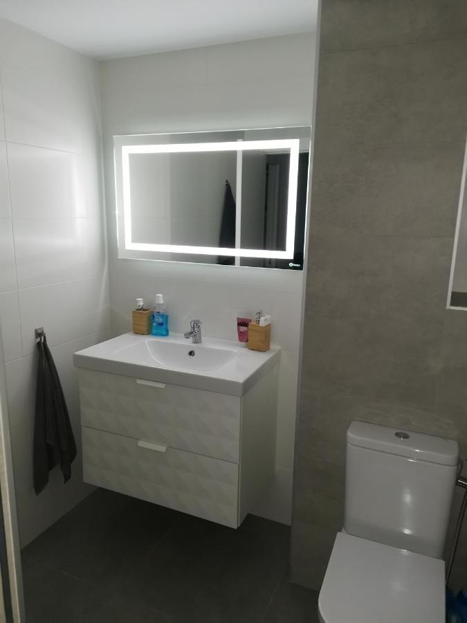 Private Room Next To The Center Gayfriendly Малага Екстериор снимка