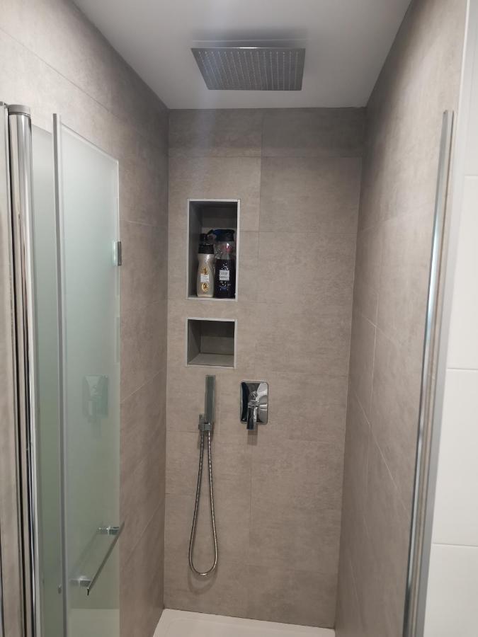 Private Room Next To The Center Gayfriendly Малага Екстериор снимка